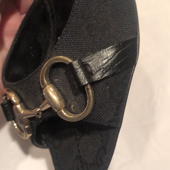 Gorgeous nearly new Gucci slides size 37 1/2 C - Picture 9 of 9